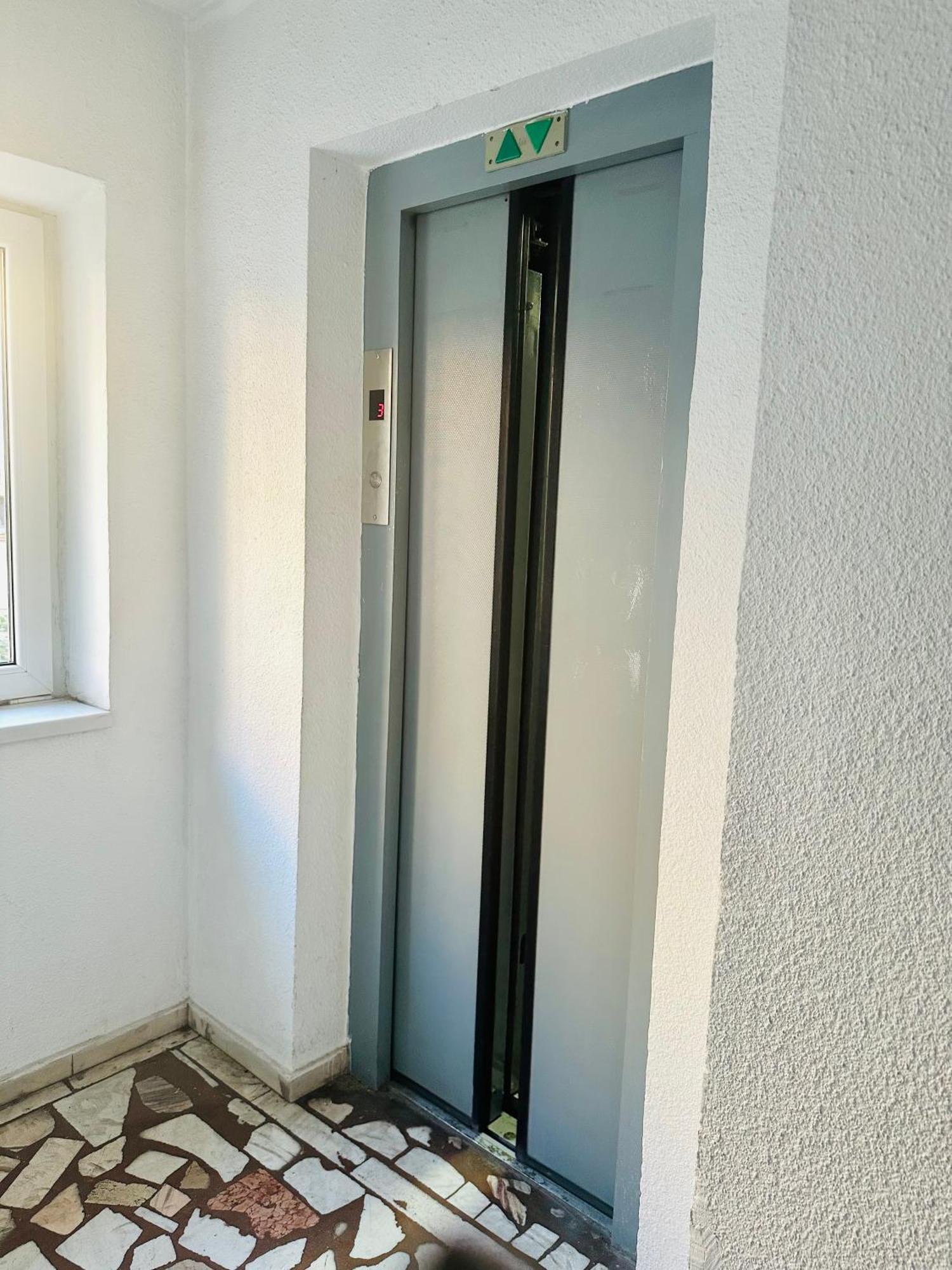 Tranquil Unirii Residence - Elegant & Spacious Living With Parking Steps From Parliament Bukarest Exterior foto