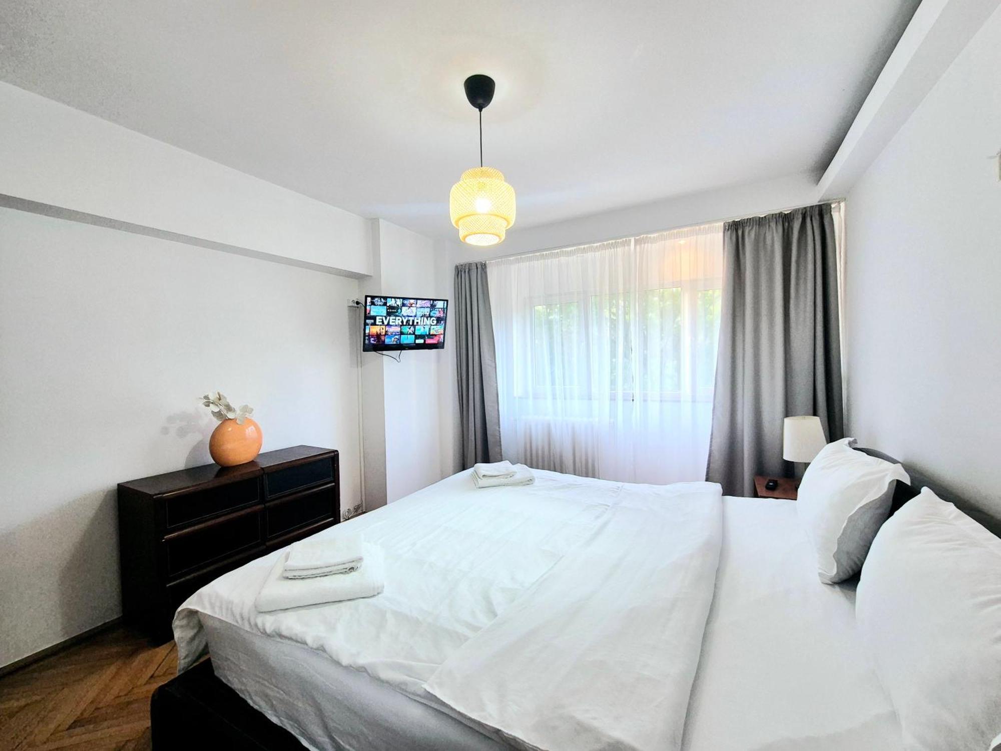 Tranquil Unirii Residence - Elegant & Spacious Living With Parking Steps From Parliament Bukarest Exterior foto
